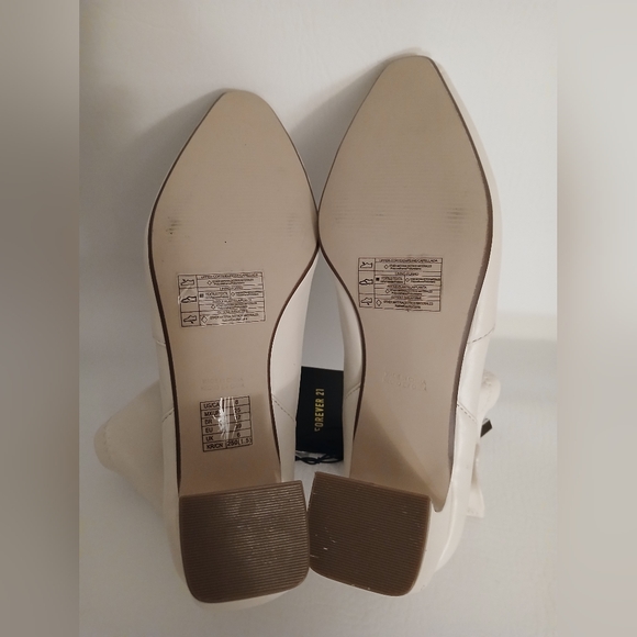 Women's Forever 21 ivory faux leather muss calf length boot Sz8M side zip - Picture 5 of 14